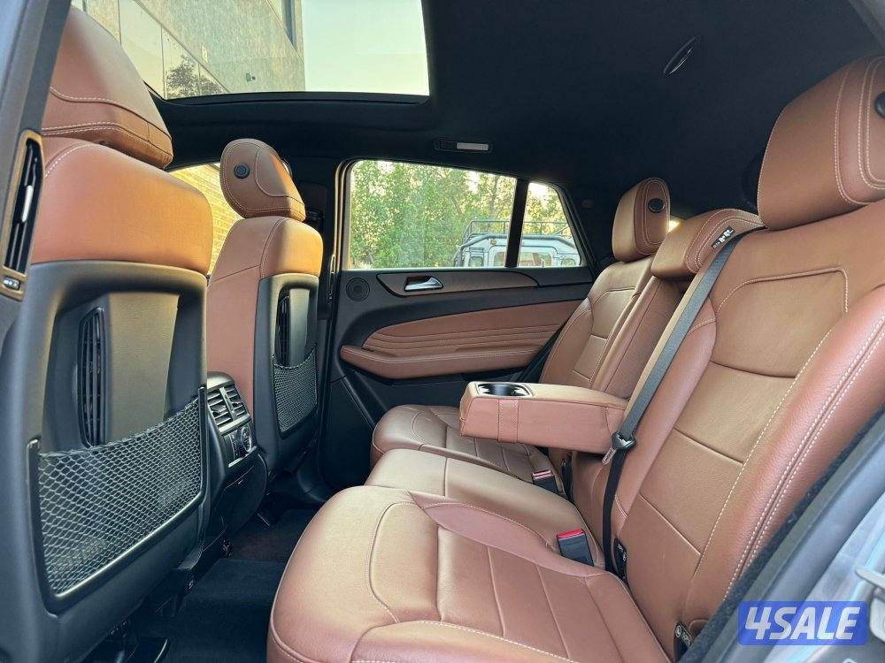 MERCEDES GLE 43 AMG _2018 صبغ الوكالة_ عداد 33 الف فقط9