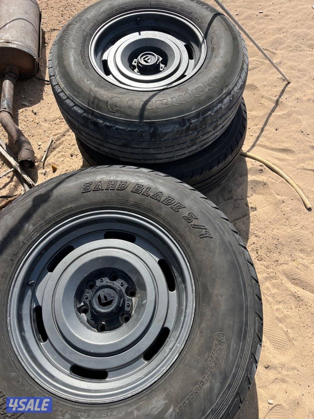 للبيع رنغات تواير شواهين جدد يركبون سيرا سلفرادو0