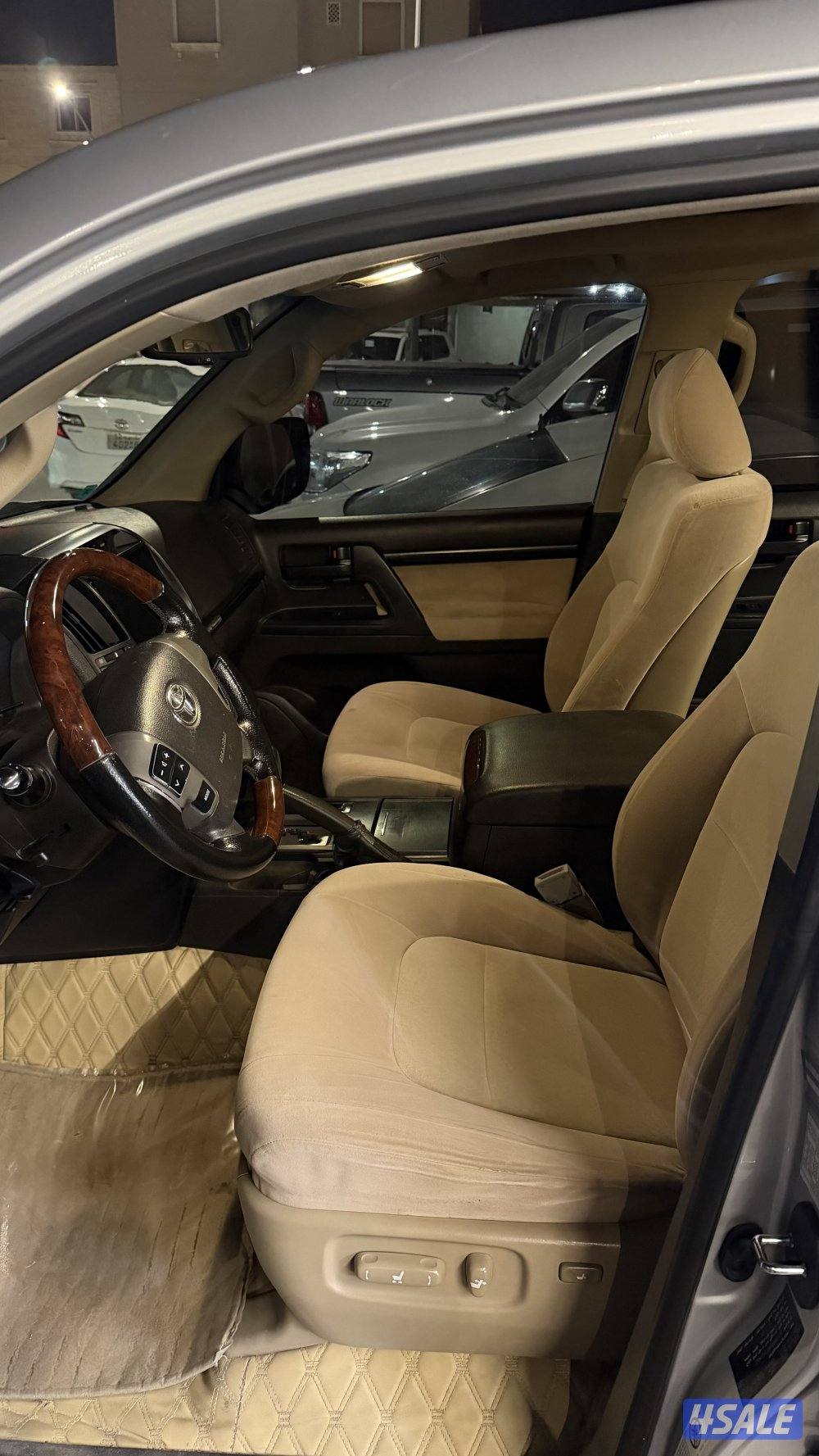 لاند GXR موديل 2011 الساير كامل الموصفات فتحه شاشه ثلاجه4