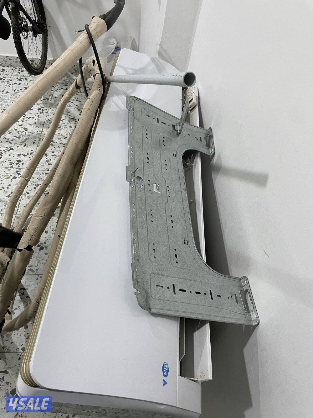 ‏مكيف ونسا قولد 2 طن ونص باردة شبه جديدة وشرط البرودة التواصل وتساب1