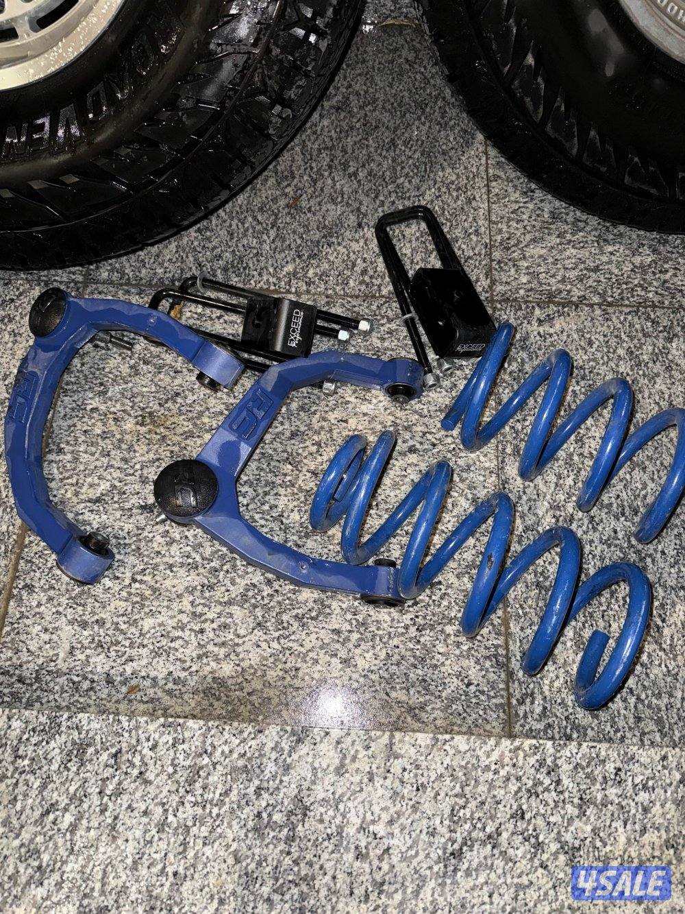 مجموعة اغراض شيالات سبرنقات وبلوك خلفيه0