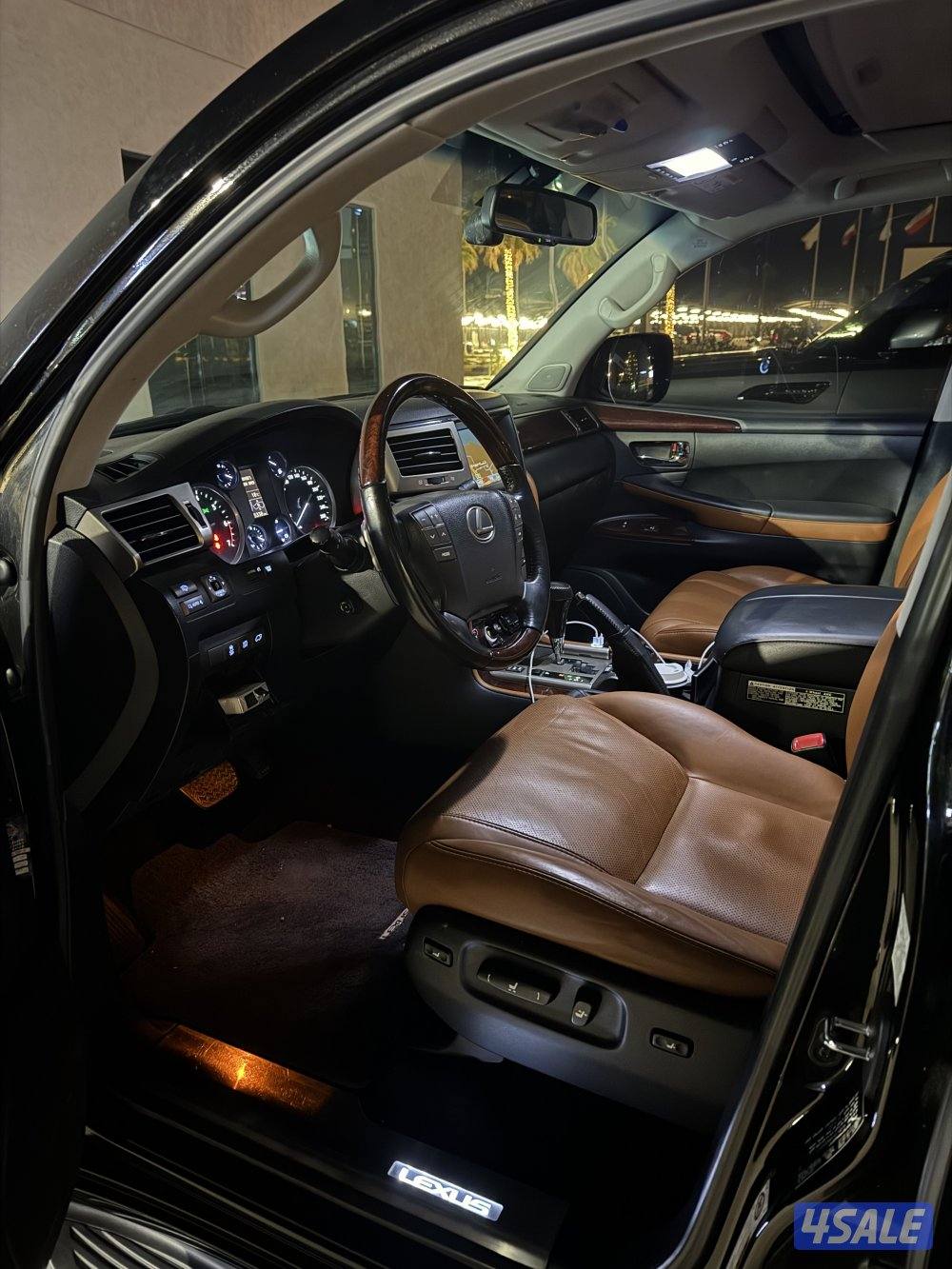 لكزس 2015 الدرجة الأولى الساير2