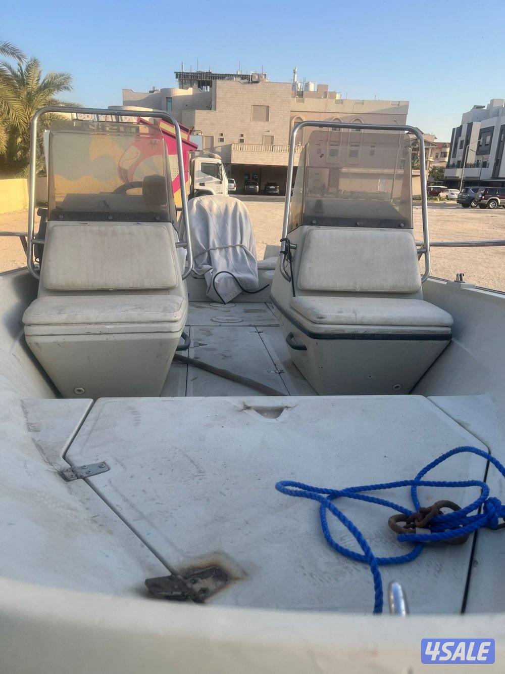 طراد بوستن ويلر 16 قدم مع وانيت شفر1