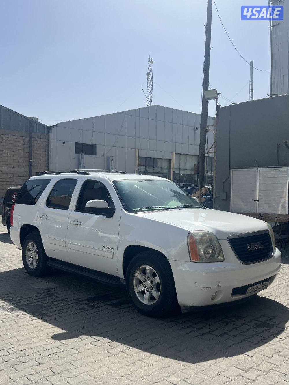 يوكن 2011 نظيف جداً1