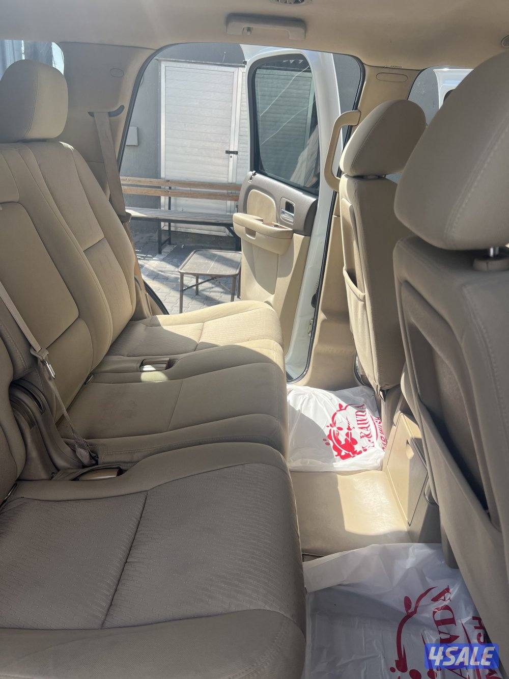 يوكن 2011 نظيف جداً6