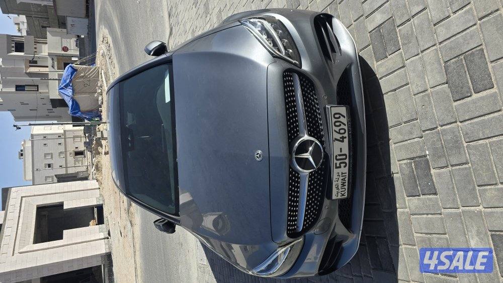 للبيع مرسيدس c200 موديل 2020 ماشية 78 الف فقط0
