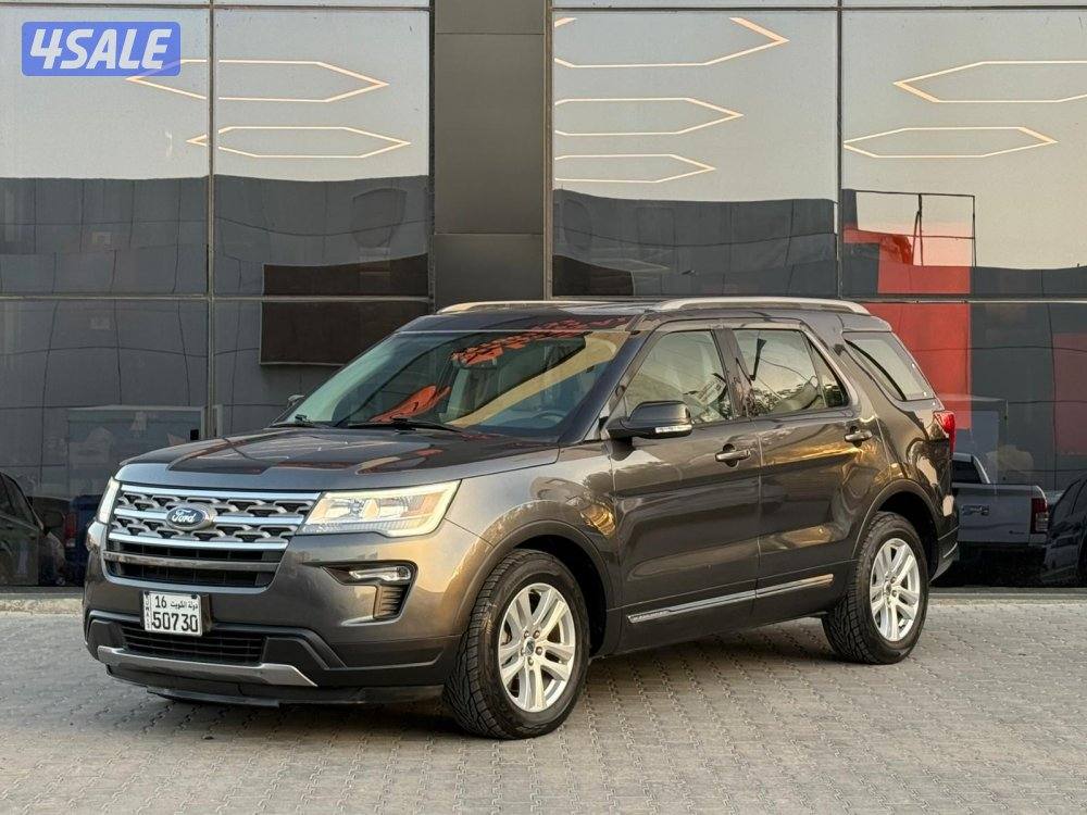 FORD EXPLORER XLT _2018 صبغ الوكالة1