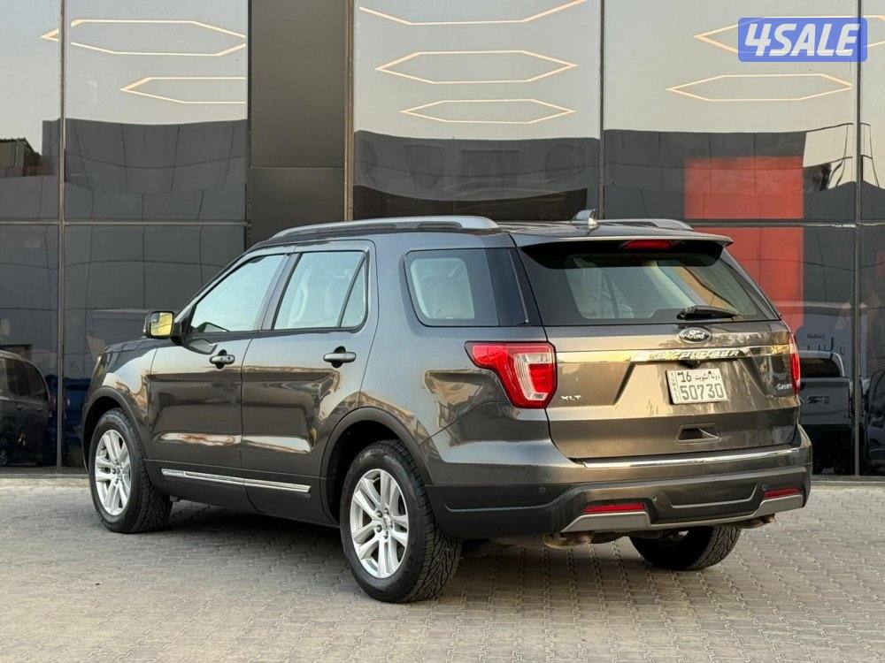 FORD EXPLORER XLT _2018 صبغ الوكالة4