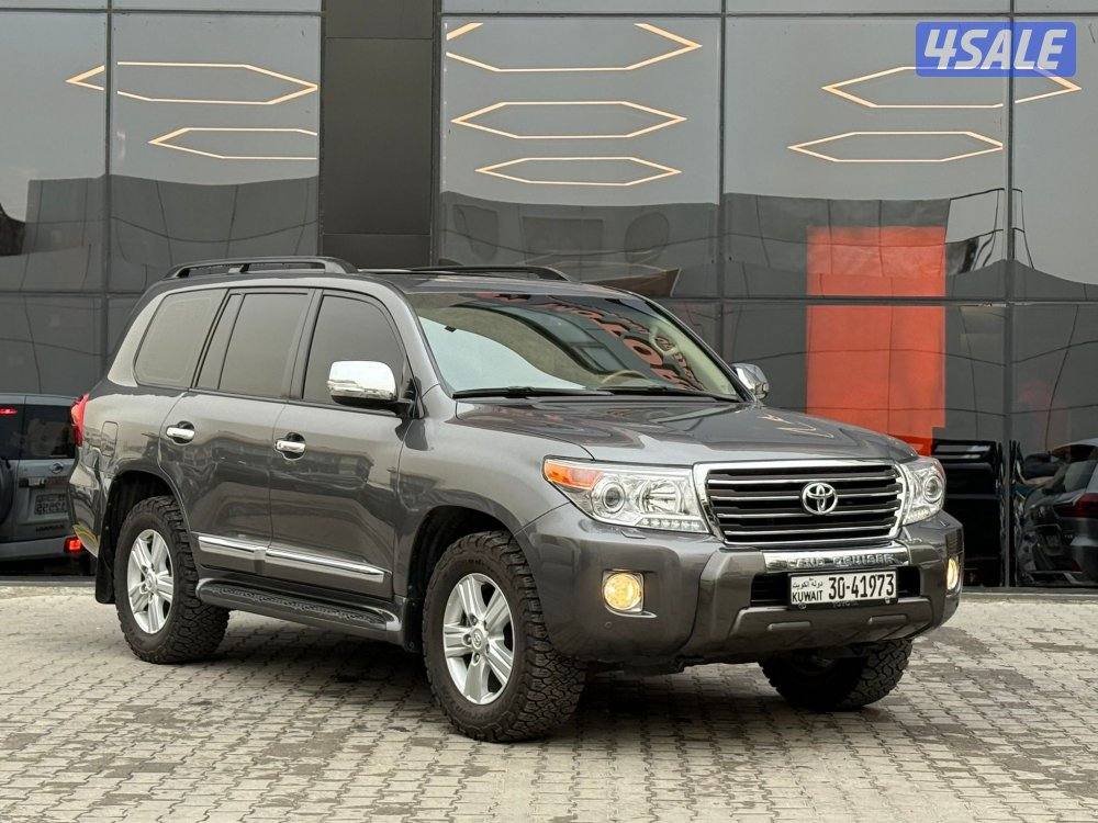 LAND CRUISER GXR V8 _20140