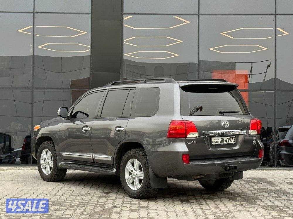 LAND CRUISER GXR V8 _20144