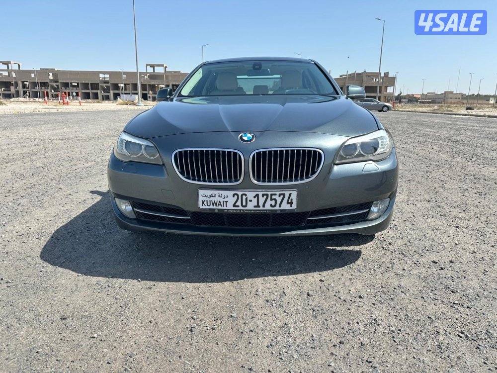 بي ام 520i موديل ٢٠١٢ بحالة ممتازة1