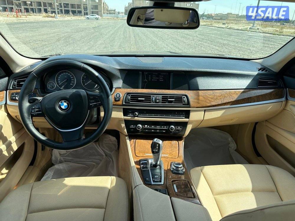 بي ام 520i موديل ٢٠١٢ بحالة ممتازة6