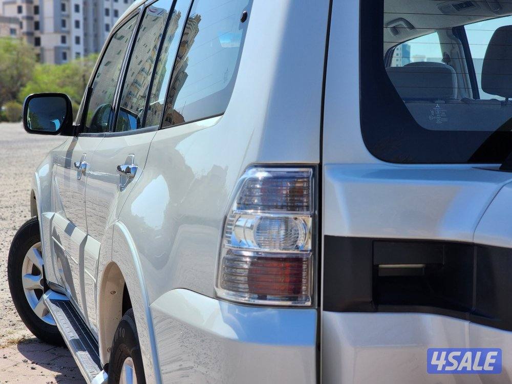 ميتسوبيشي باجيرو ماكينة صغيرة موديل ٢٠٢٢ عداد 174ألف شرط الفحص14