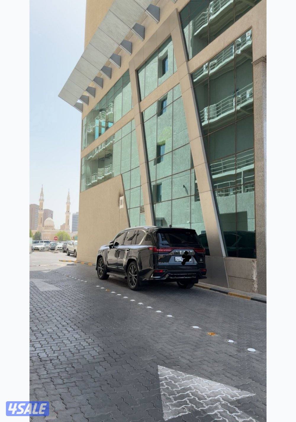 lx600 f sport 2025 new facelift أعلى فئه من الوكاله مع زوائد0