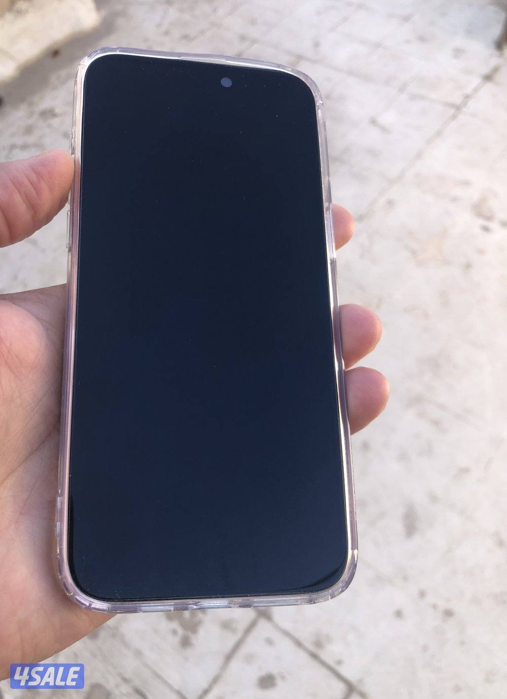 ايفون 15 برو ماكس 256 جيجا اللون التيتانيوم الطبيعي البطارية 100 ‎%‎0