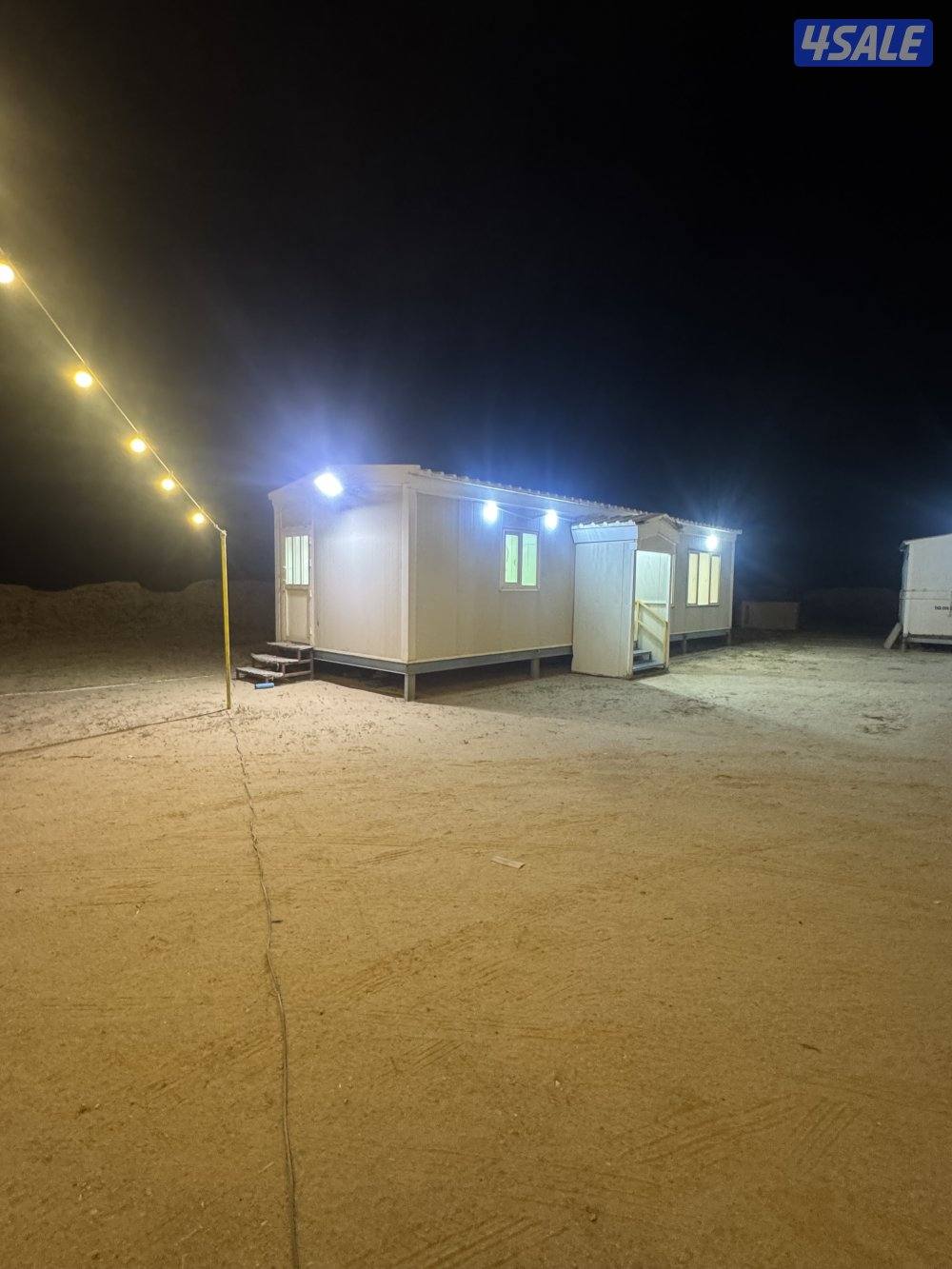 البيع شالية 12/4 ساندويش بانل مع اثاثه الدوانية 8/4 وغرفة 4/4 مغاسل او1