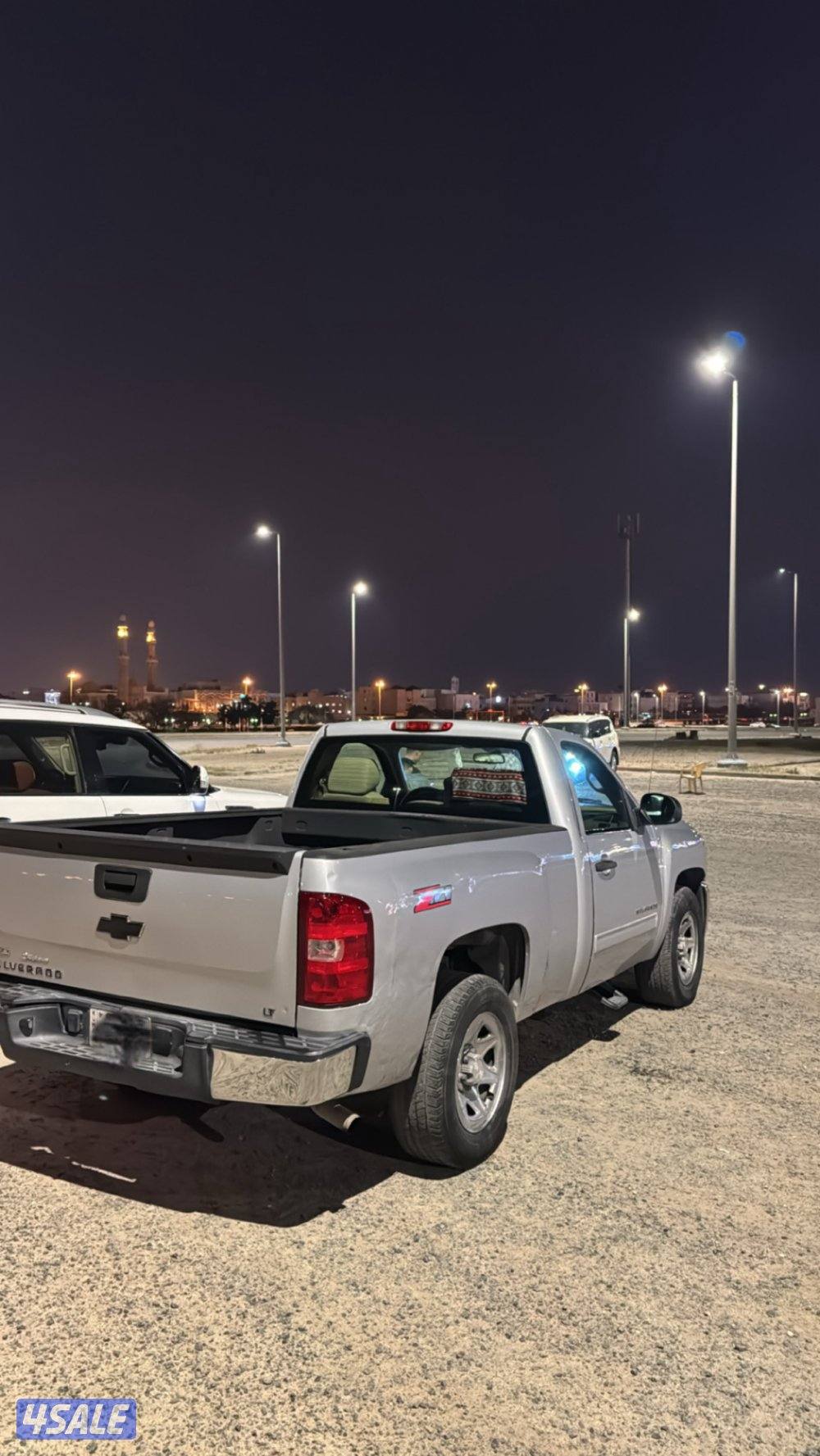 للبيع سلفرادو ٢٠١٢ lt صبغ وكاله بالكامل4