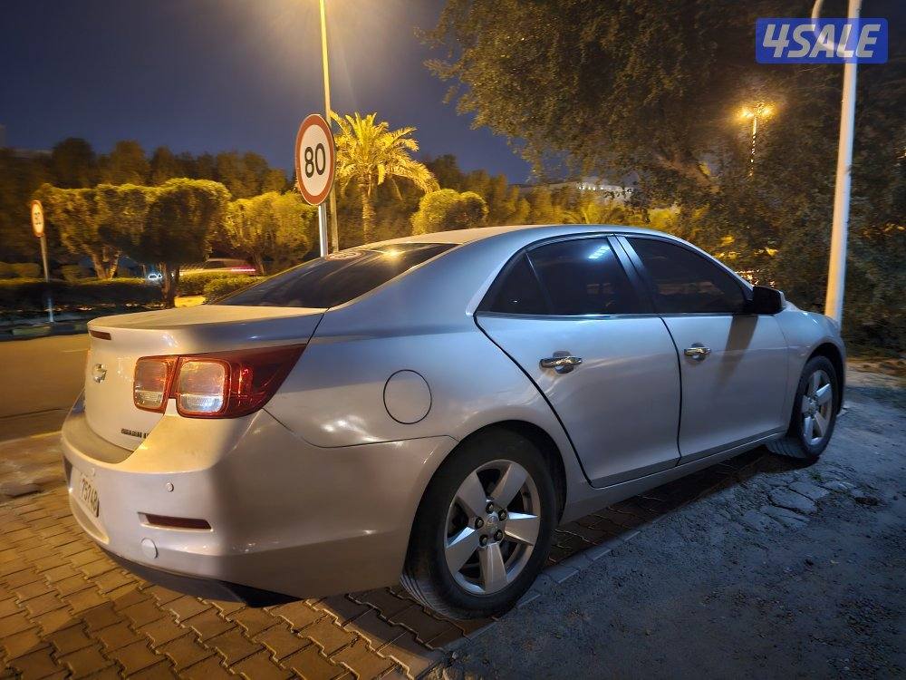 ماليبو موديل ٢٠١٣ سلفر عداد قليل ١٥٤0