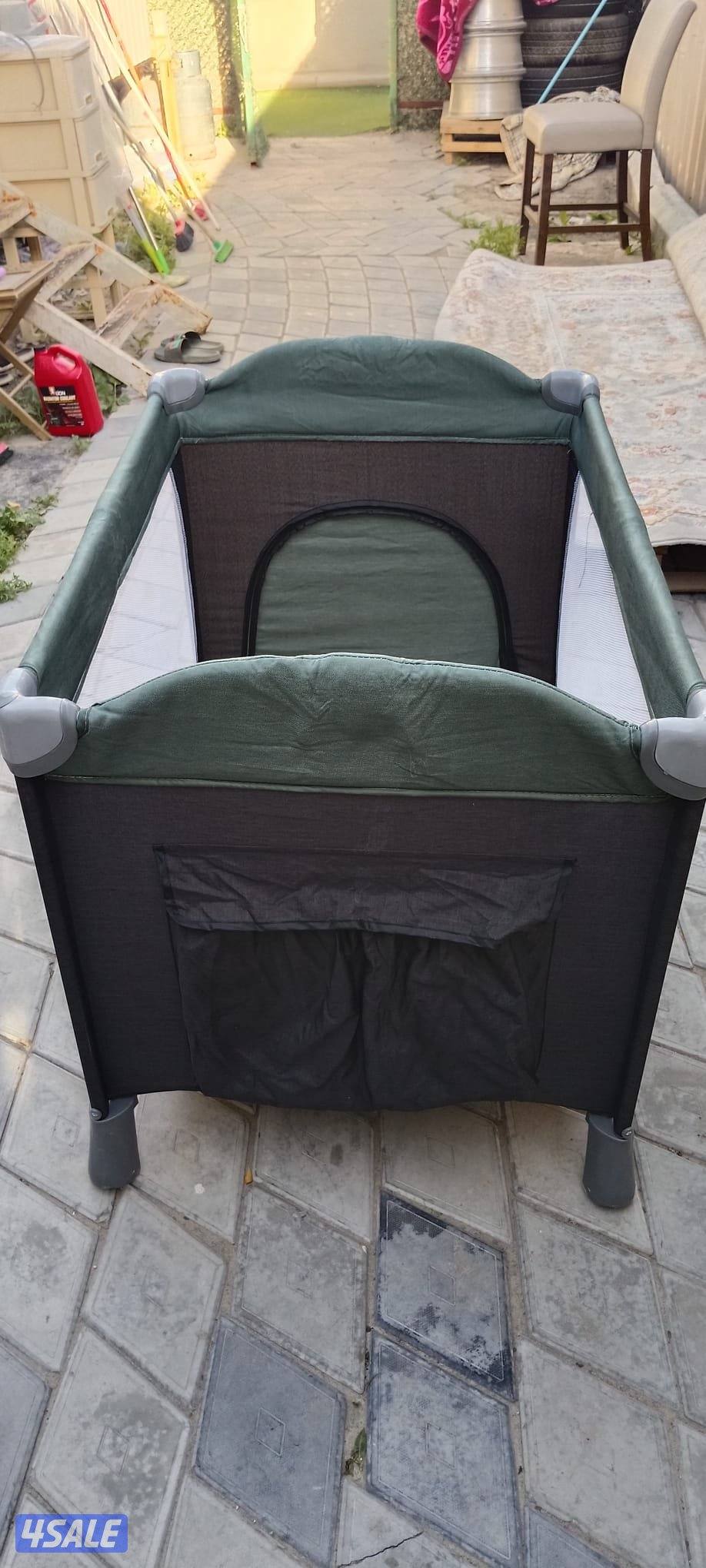 Baby Playpen Bed – Excellent Condition0