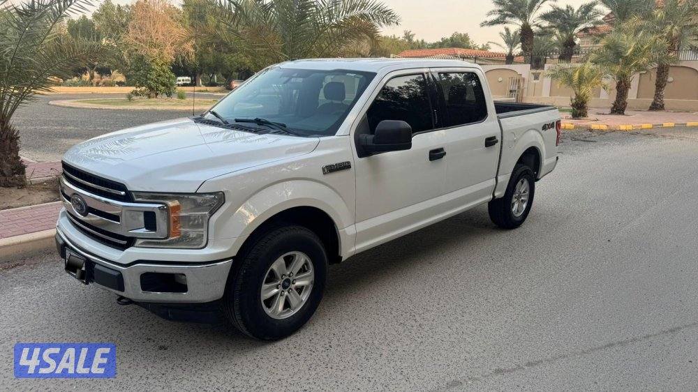 للبيع وانيت فوود f 150 وارد وكالة الكويت موديل 2018 دبل قير0