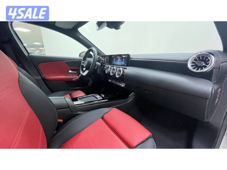 Mercedes-Benz A-Class9