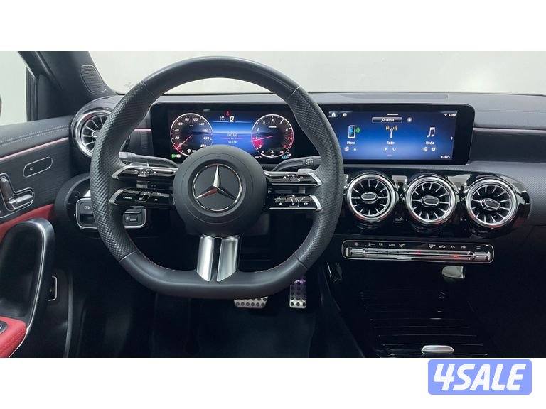 Mercedes-Benz A-Class12