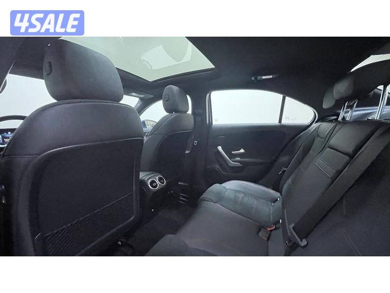 Mercedes-Benz A-Class12