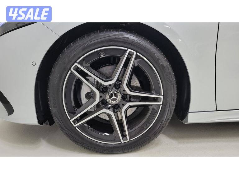 Mercedes-Benz A-Class8