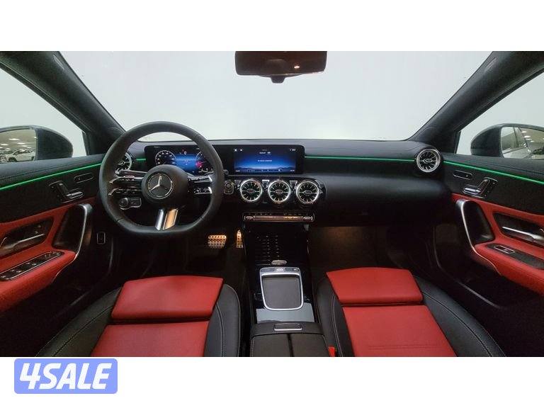 Mercedes-Benz A-Class11