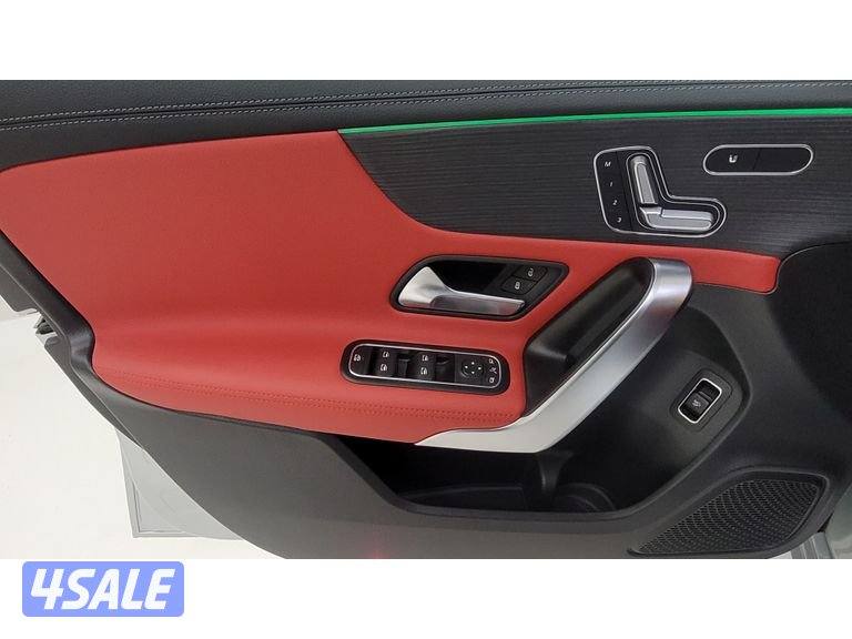 Mercedes-Benz A-Class14