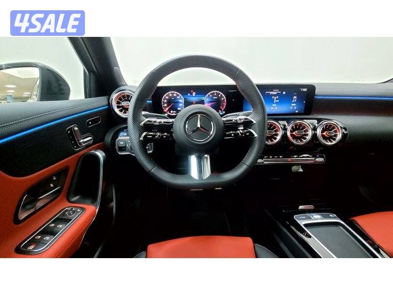 Mercedes-Benz A-Class12