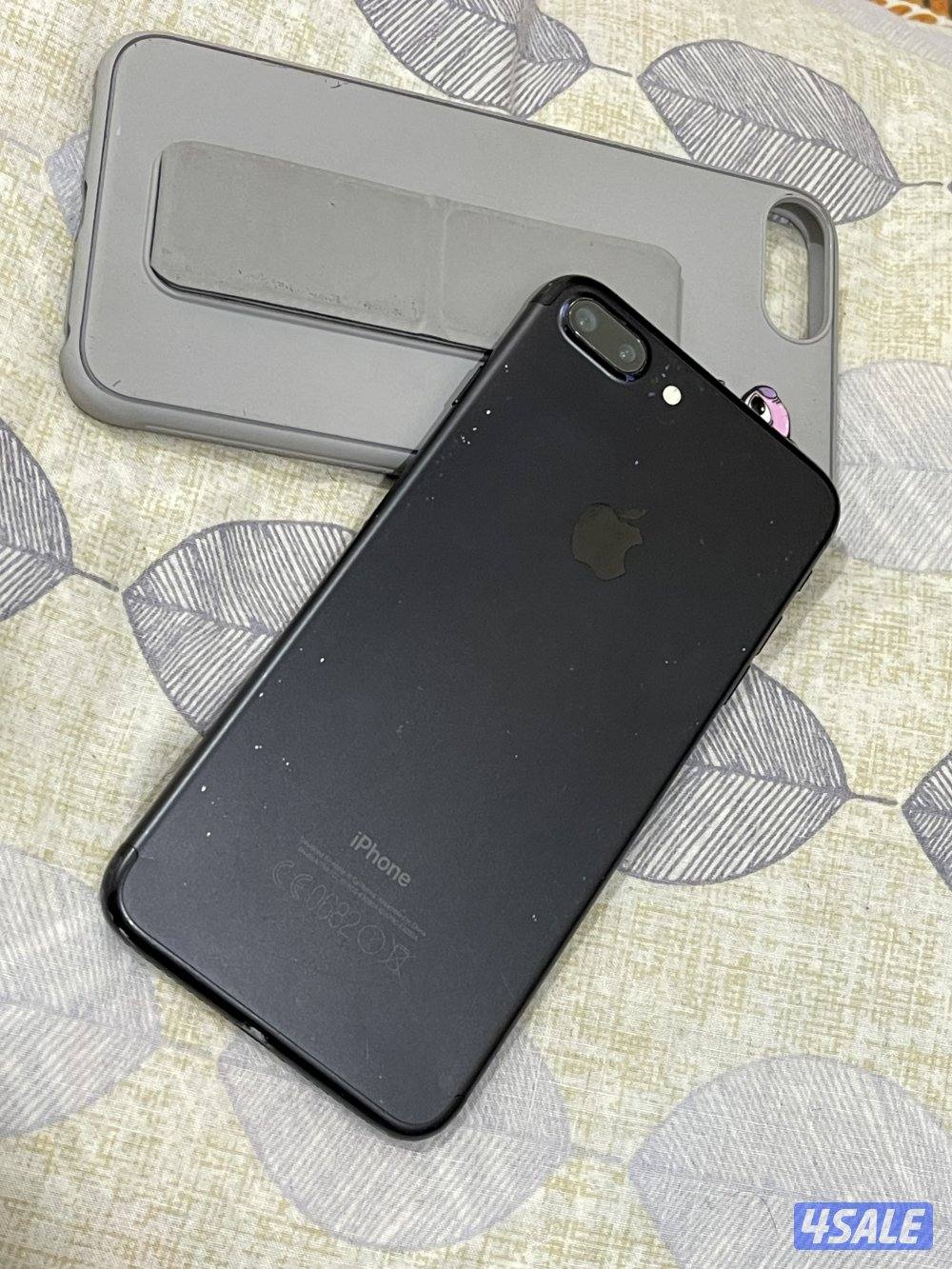 ايفون 7 بلس 256 قيقا نظيف وشغال تمام ما شي خربان ينزل كل البرامج6