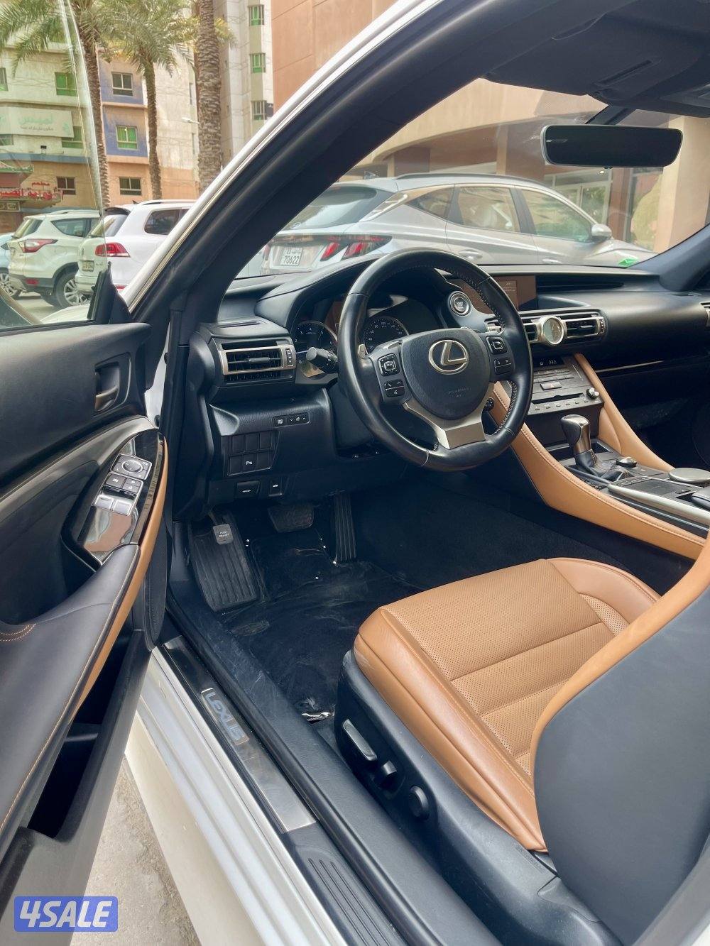 لهواة النوادر لكزس RC موديل 2019 سيرفس وكالة عداد فقط 1209