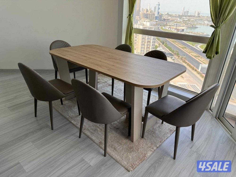 Dining Table and Chairs for 6 people0