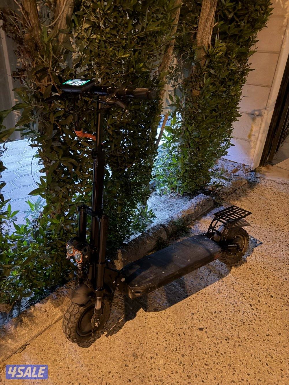 سكوتر سريع ٤٠٠٠ واط سرعته حول ال١٠٠ معدل1