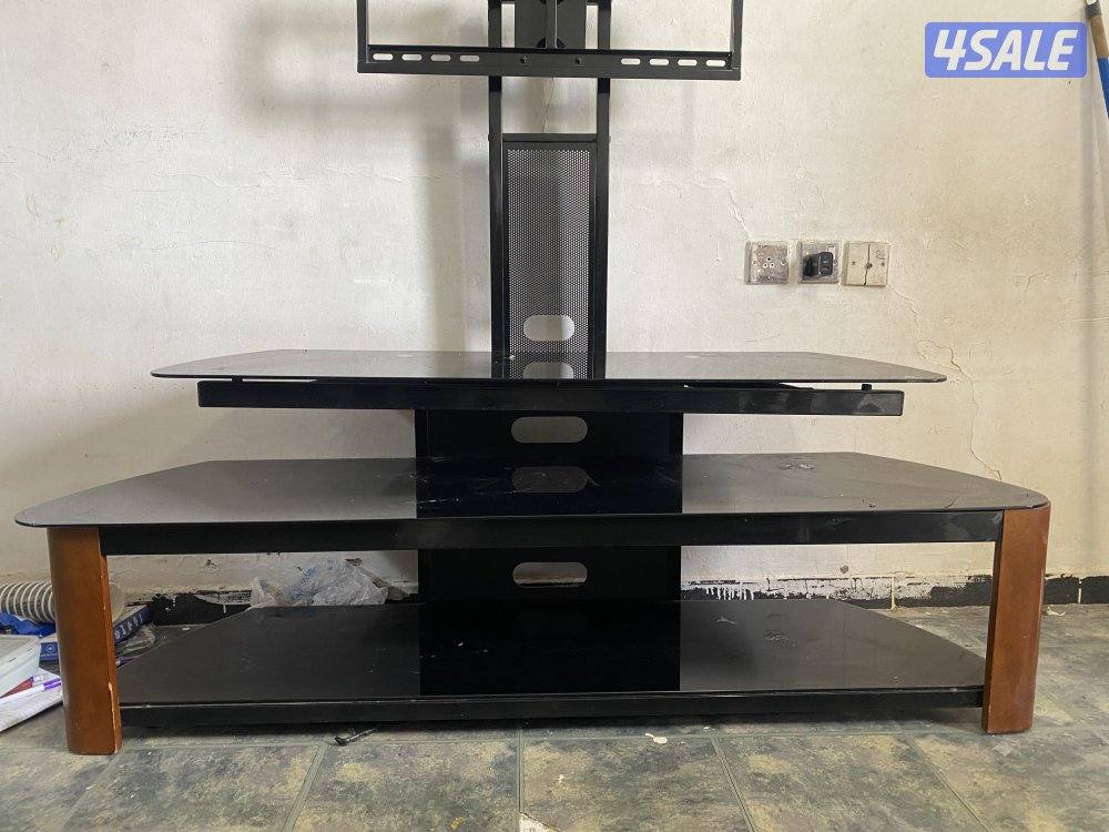 Glass TV Stand with Mount - طاولة تلفزيون زجاج0