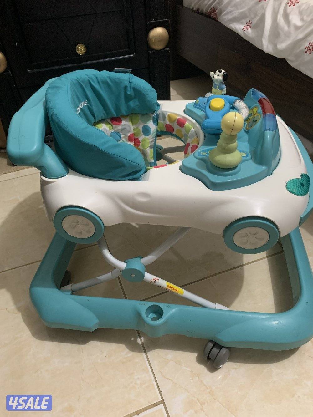 للبيع مشاية اطفال بحاله جيده1