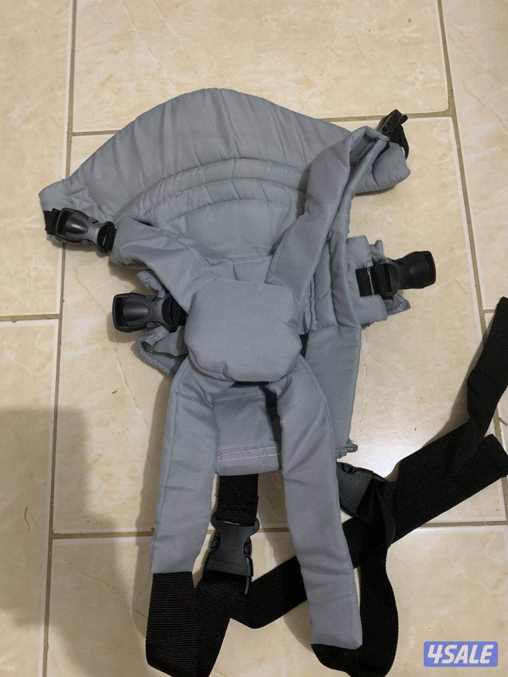 للبيع حمالة رضع جديدة1