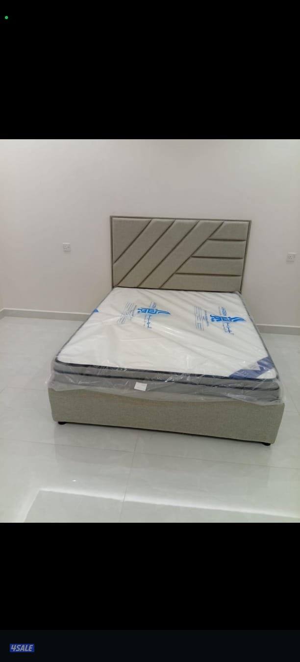 طبصال سرير نفر متر و 90 في 90 سم 35 دينار مع الفرشه 8 سم1