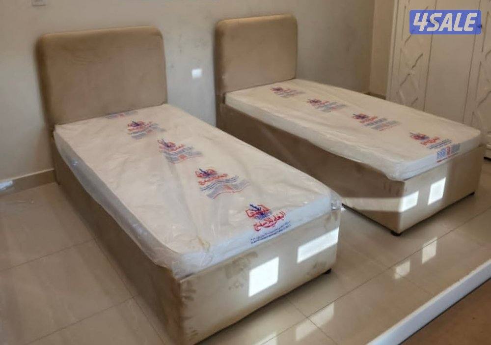 طبصال سرير نفر متر و 90 في 90 سم 35 دينار مع الفرشه 8 سم0