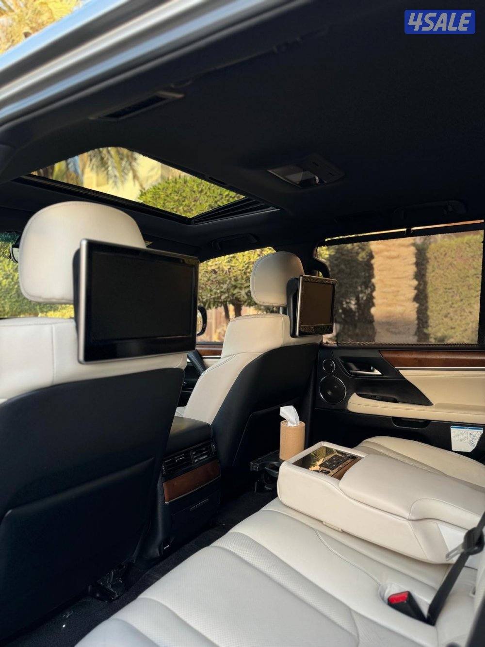 للبيع لكزس LX570 موديل 2017 ماشي 20810