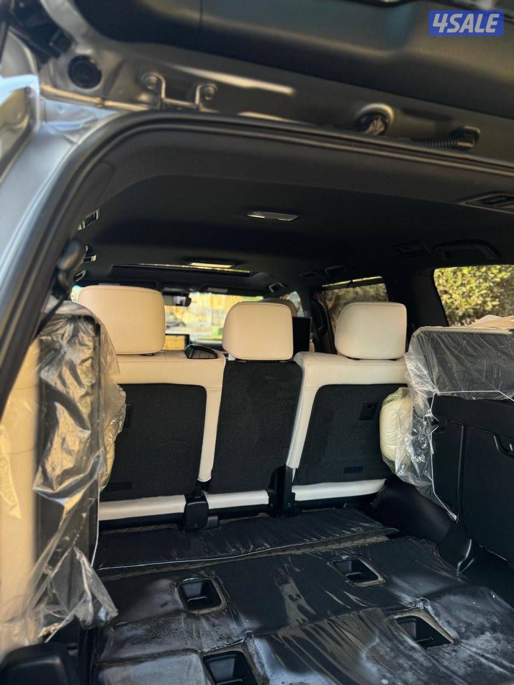 للبيع لكزس LX570 موديل 2017 ماشي 20811