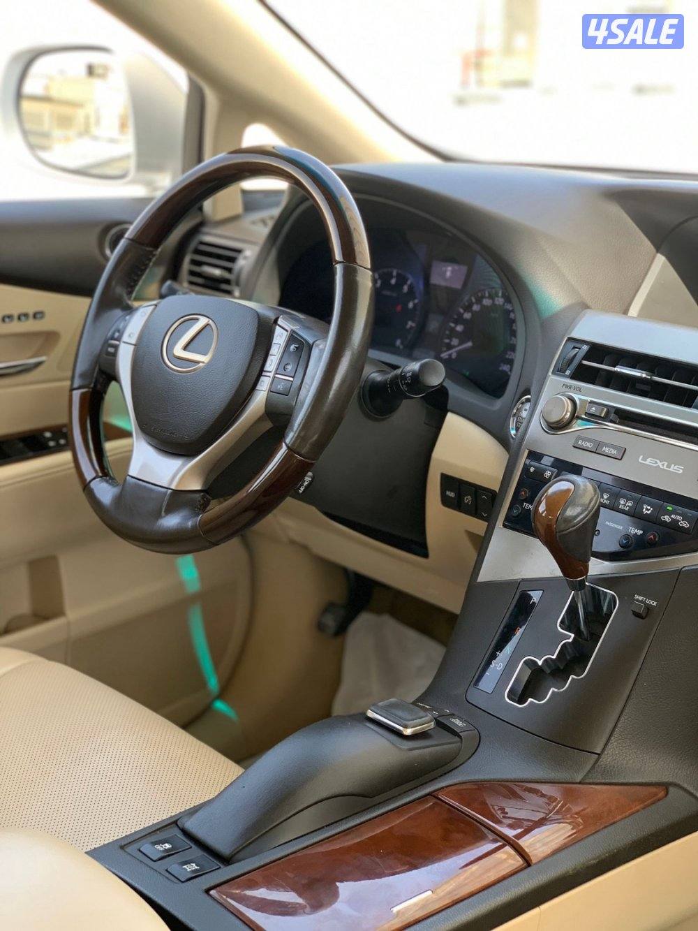 للبيع جيب RX9