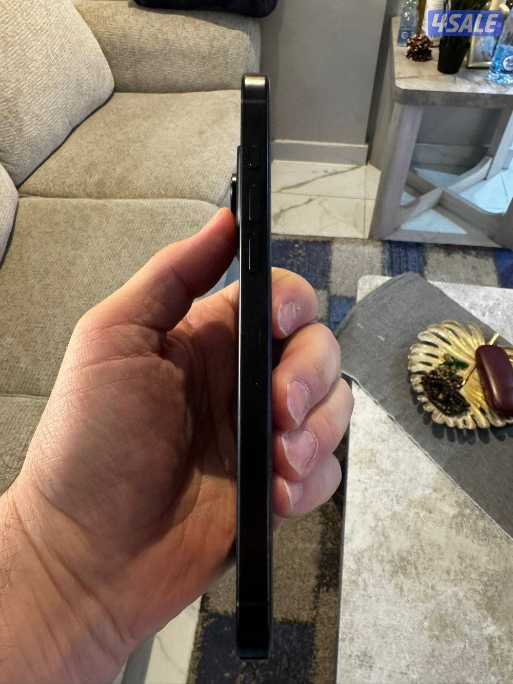 iPhone 16 pro Max 256 Black Titanium4