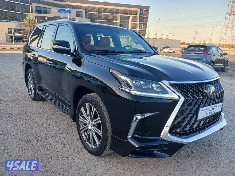 جيب لكزس LX570 موديل 2017 صبغ الوكالة1