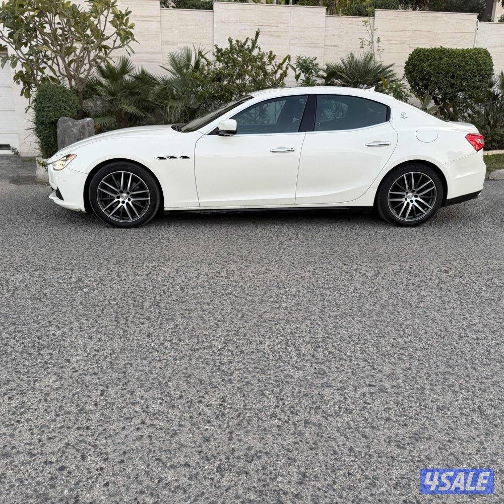 موديل 2016 / داخليه احمر / بحاله ممتازه3