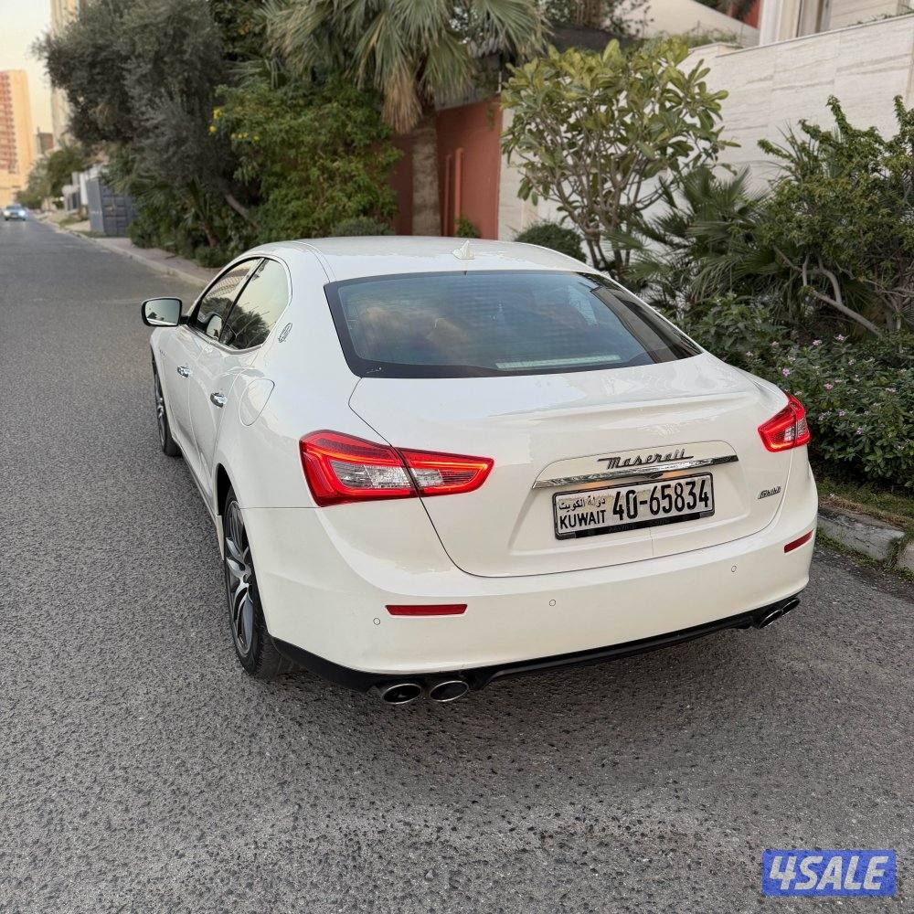 موديل 2016 / داخليه احمر / بحاله ممتازه4