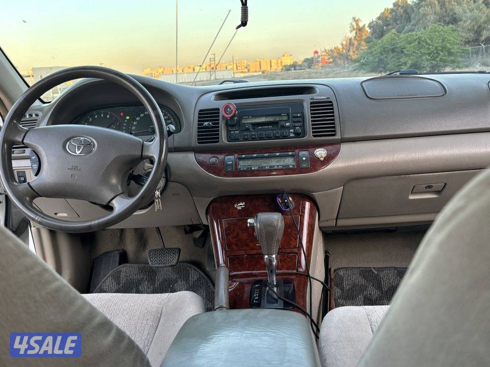 تويوتا كامري 2006 قراندي 6 سلندر ماشي تقريبا 200 الف  ف  قير مكينه شاص4