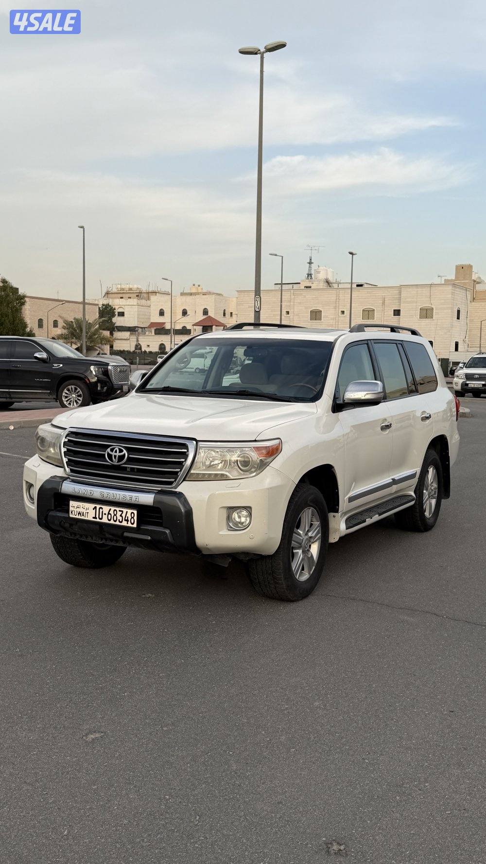 للبيع لاند كروز  2014  G.X.R 80