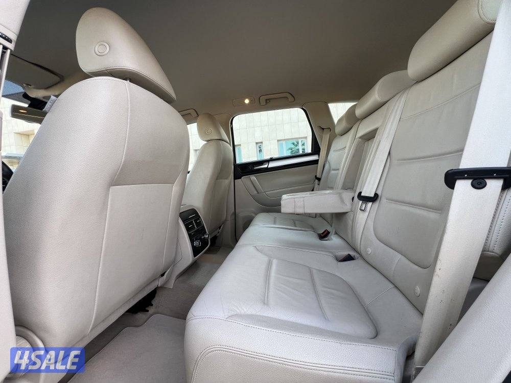 للبيع جيب طوارق موديل 2014 ( شـرط الـفـحـص ) السياره بحاله ممتازه9